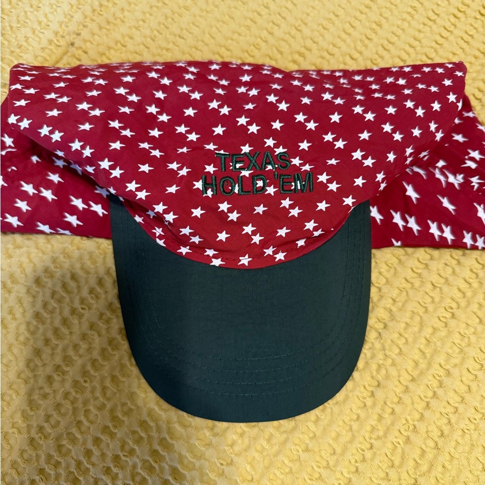 Beyoncé Cowboy Carter Texas Hold'em Star-Patterned Red and Green Scarf Hat